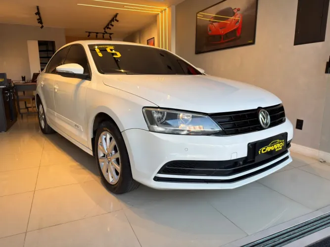 Volkswagen Jetta Comfortline 2.0 T.flex 8V 4P Tipt. 2015