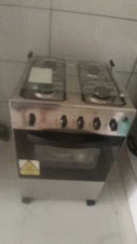 Fogão todo inox altamente conservado usado dois meses