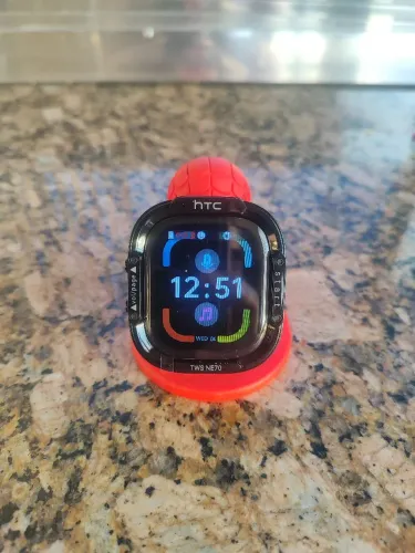 Fone bluetooth HTC ne70 com tradução IA ( novo )