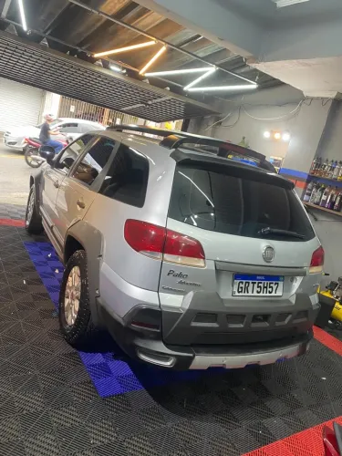 Fiat Palio Weekend Adventure Locker 1.8 Flex 2011