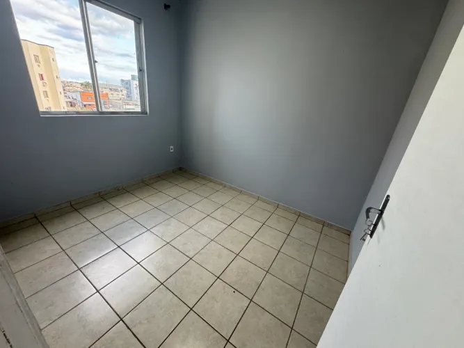 Alugo apartamento 2 quartos Jardim Iririú 