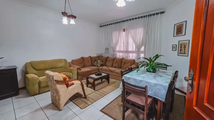 Oportunidade - Casa Sobrado - Bosque dos Eucaliptos - 4 Dormitórios - 125m².