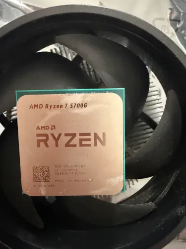 Processador RYZEN 7 5700G c/ 1 Mês de Uso