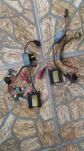Kit Xenon a retirar próximo ao shopping Interlagos