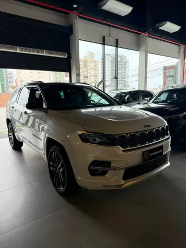 Jeep Commander Overland Hurric 2.0 4X4 TB AUT 2025