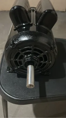 Motor weg 2cv monofásico 4 polos (Betoneira)