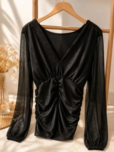 Vendo roupas e calçados
