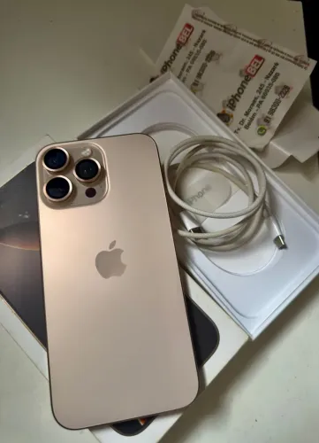 iPhone 16 Pro Max Desert (Gold) 256gb