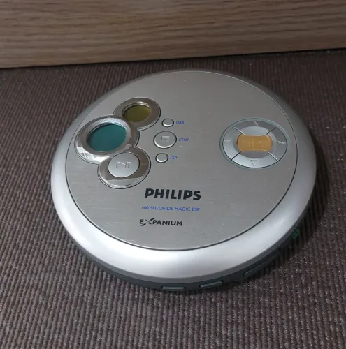 Discman Philips com MP3 Expanium