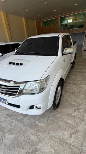 Toyota Hilux CD SRV D4-d 4X4 3.0 TDI Diesel AUT 2015