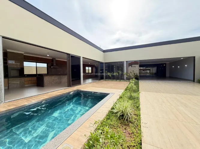 Casa à venda no condomínio Mario Franco, em Uberaba-MG