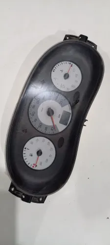Painel de instrumentos Renault Clio