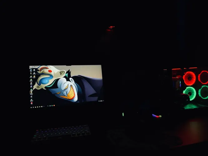 PC Gamer Ryzen 5 4600G RX 580 + Kit Gamer Completo