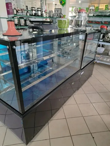Ac vitrine quente Venâncio 1mt premium