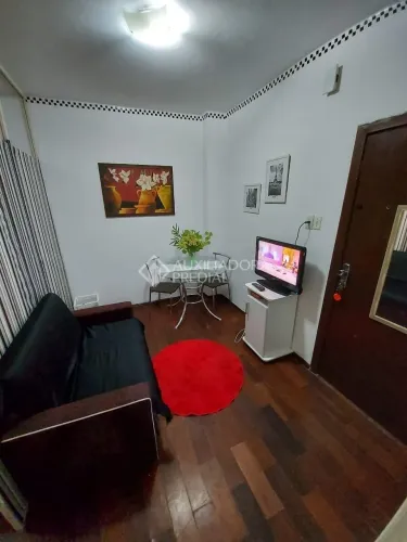 Apartamento mobiliado a venda no Centro de Porto Alegre