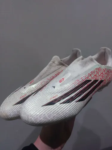 Chuteira Adidas Campo (Lamine Yamal)