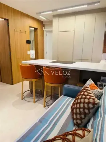 Apartamento : Padrão / Residencial / Leblon