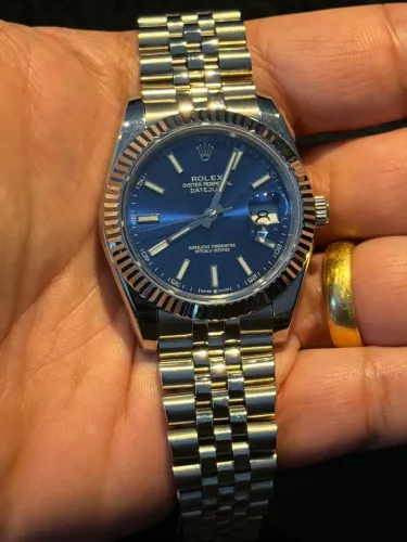 Relógio estilo DateJust Azul canelado - Pulseira Jubilee