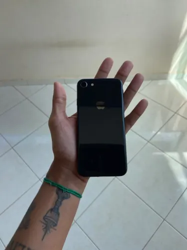 Iphone 8 / Usado 64g Preto