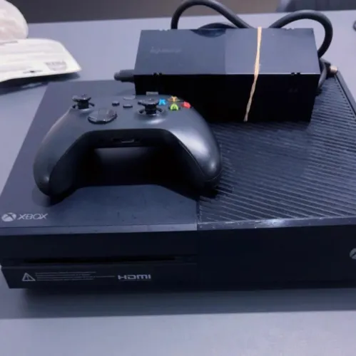 Xbox one 500GB 1 controle