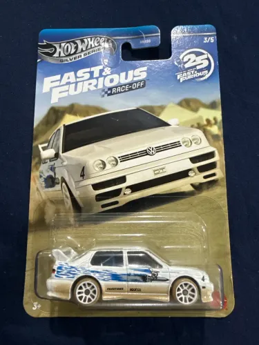 Hot Wheels Velozes e Furiosos Volkswagen Jetta MK3 Race-Off