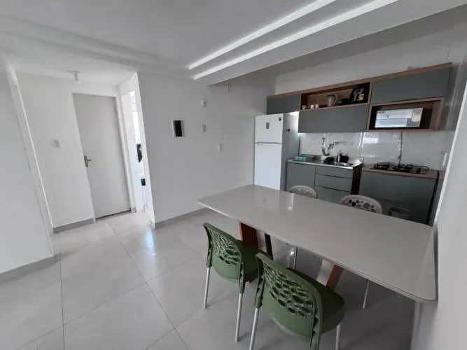 Apartamento mobiliado em Intermares para locação