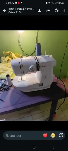 Máquina de costura Singer M 1605 em Excelente Estado