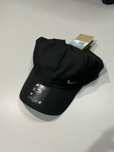 Boné Nike Metal Swoosh