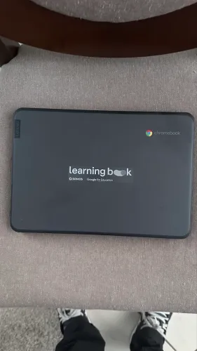 Chromebook lenovo learning book- semi novo