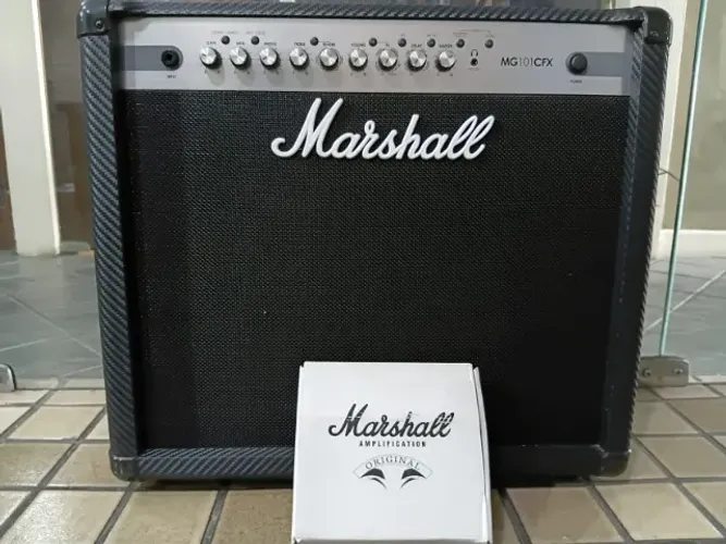 Amplificador de Guitarra Marshall MG101CFX
