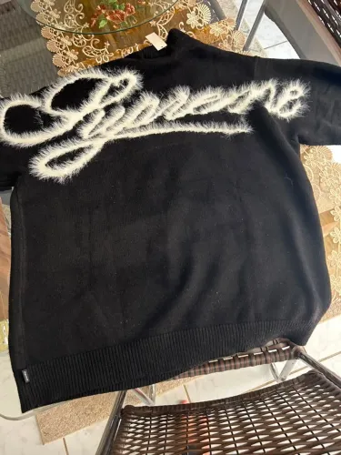 Suéter Supreme