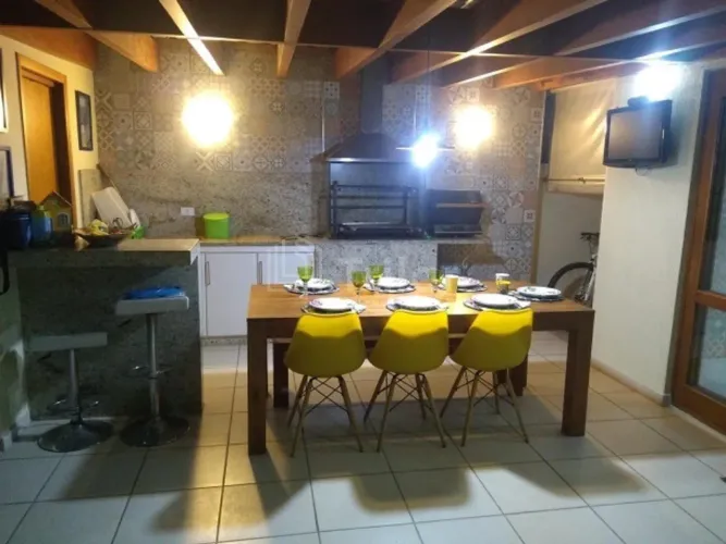 Sobrado em Condomínio no Urbanova, São José dos Campos-SP: 3 Quartos, 1 Suíte, 2 Salas, 4