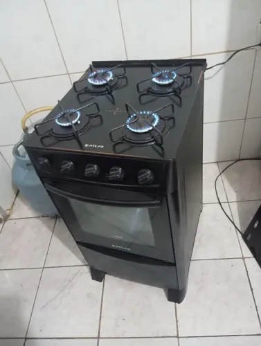 Fogão Atlas Mesa de Vidro Funcionando Perfeitamente Acendimento Elétrico 