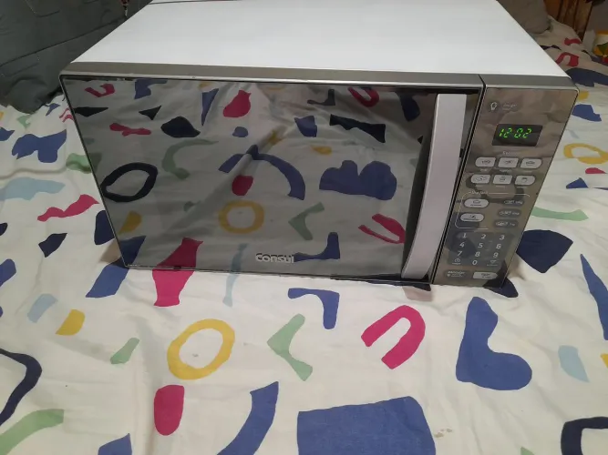 VENDO MICRO-ONDAS CONSUL 20 LITROS ESPELHADO TELEFONE * * WHATSAPP