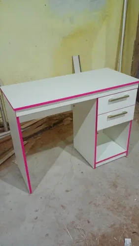 Mesa escrivaninha