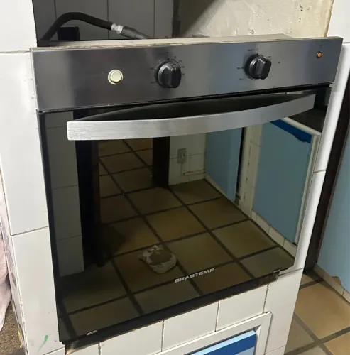 Forno elétrico Brastemp de imbutir