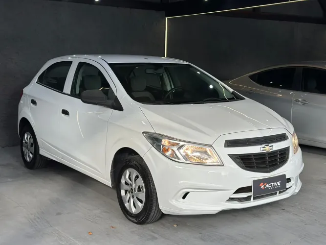 Chevrolet Onix Hatch LS 1.0 8V Flex Power Mec. 4P 2015