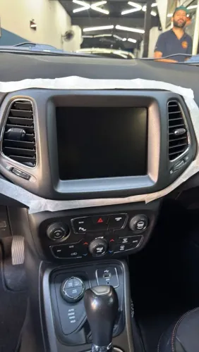 Central de multimidia jeep compass