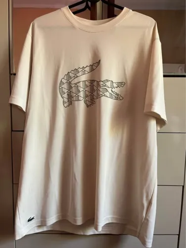 Lacoste monograma T8