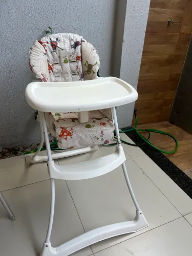 Vendo cadeira alimentação