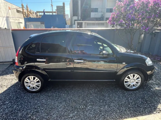Citroen C3 Exclusive 1.4 Flex 8V 5P 2011