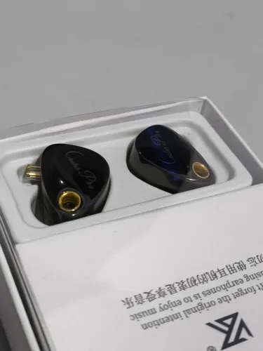 Vendo KZ Castor Pro Semi-novo