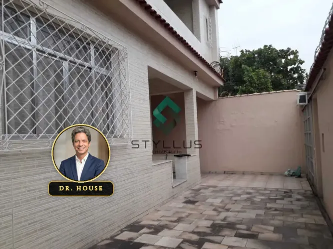 Casa Triplex Espaçosa com 4 Quartos e Amplo Quintal no Cachambi! M80Z