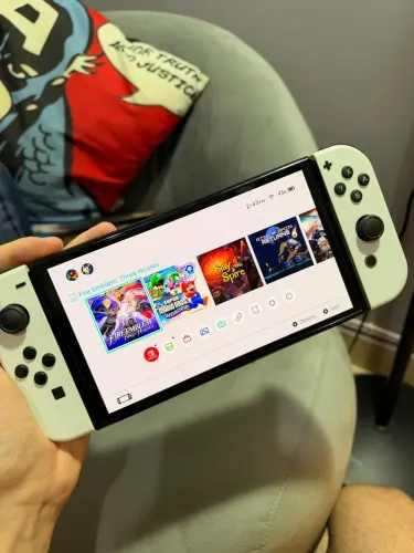 Nintendo Switch OLED