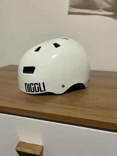 Capacete Niggli skate patins Tam. M