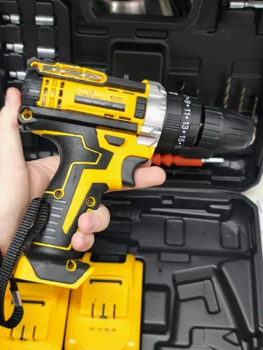 FURADEIRA/PARAFUSADEIRA SEM FIO 48V MAX - POTÊNCIA E PRATICIDADE