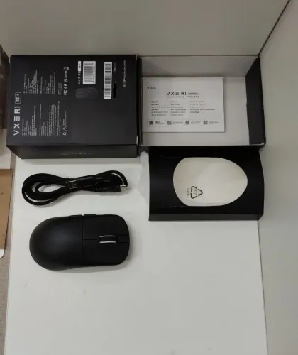 VXE DRAGONFLY R1 SE PLUS - NOVO - MOUSE GAMER SEM FIO