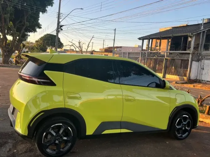 BYD Dolphin Mini (Elétrico) 2025