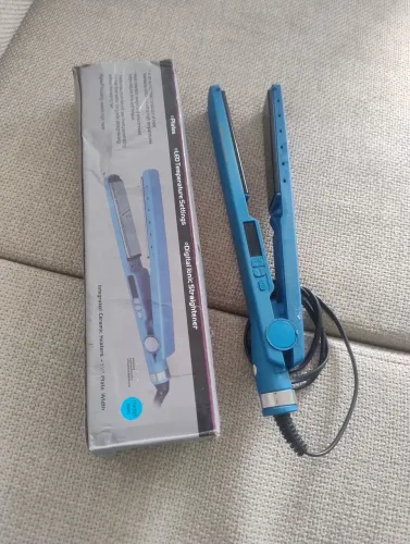 Vendo Prancha de Cabelo Titanium 450o
