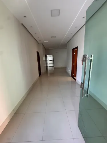 ALUGUEL DE CASA CENTRO 99. *